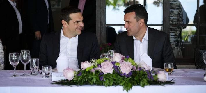 Κυνική ομολογία – Έγινε ανταλλαγή; Reuters: Η συμφωνία για το Σκοπιανό μπορεί να ενισχύσει τις ελπίδες της Ελλάδας για το χρέος